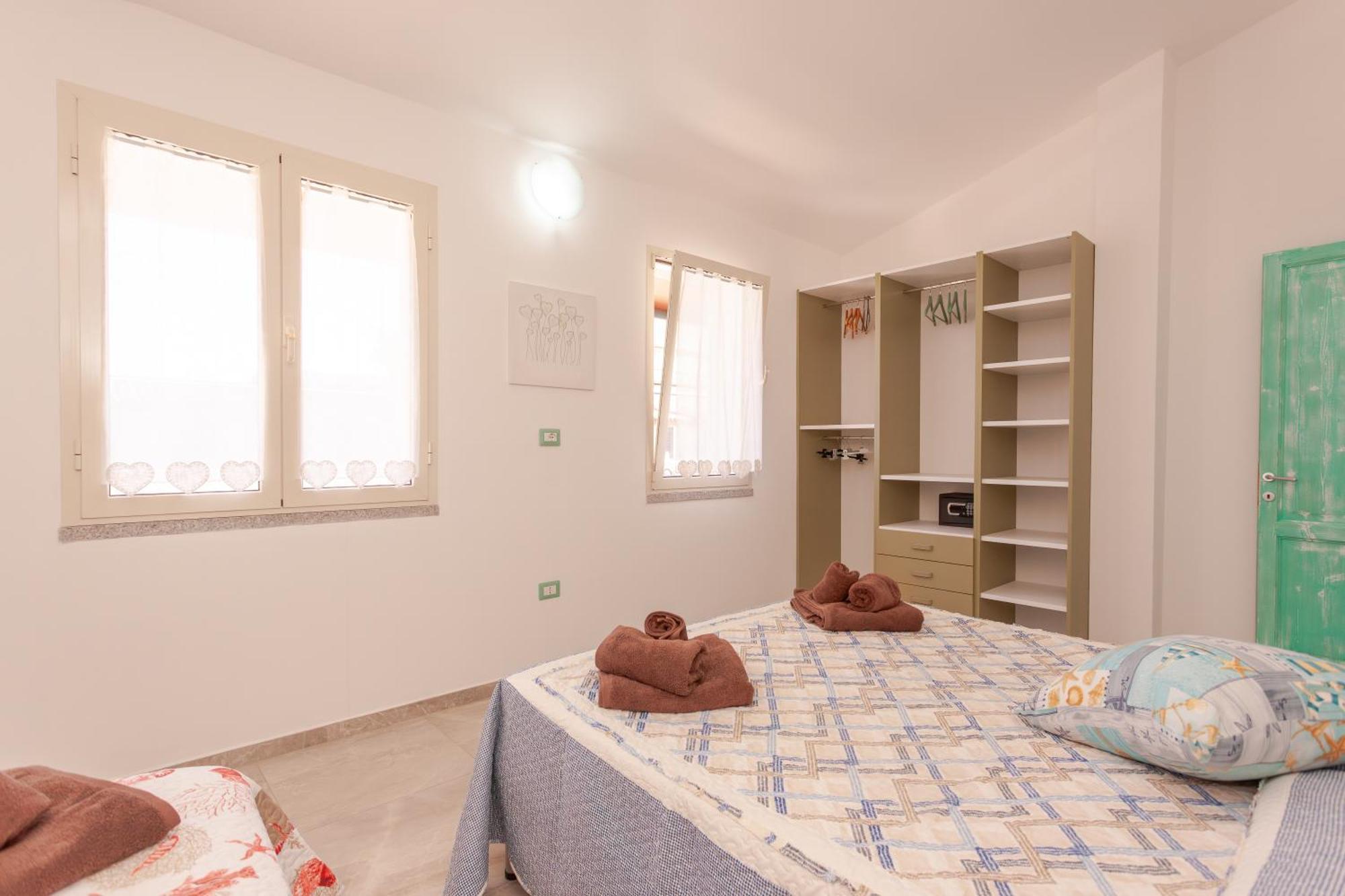 Residence Le Colonnine Сан-Теодоро Екстер'єр фото