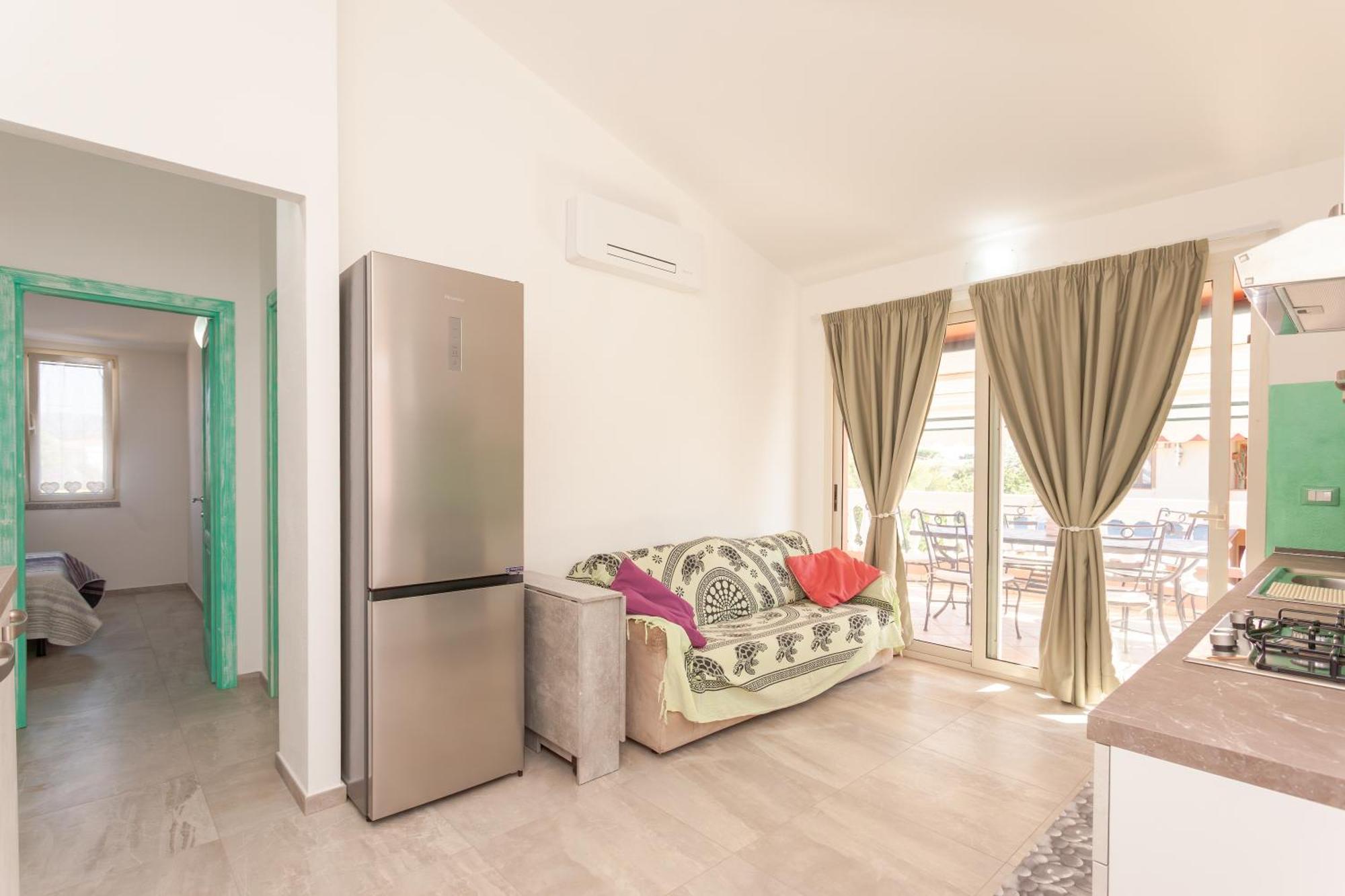 Residence Le Colonnine Сан-Теодоро Екстер'єр фото